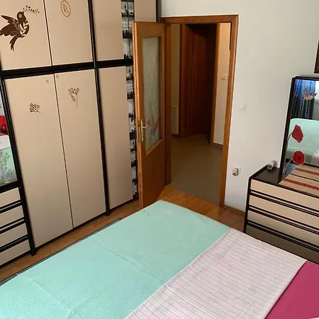 Saraja Apartment